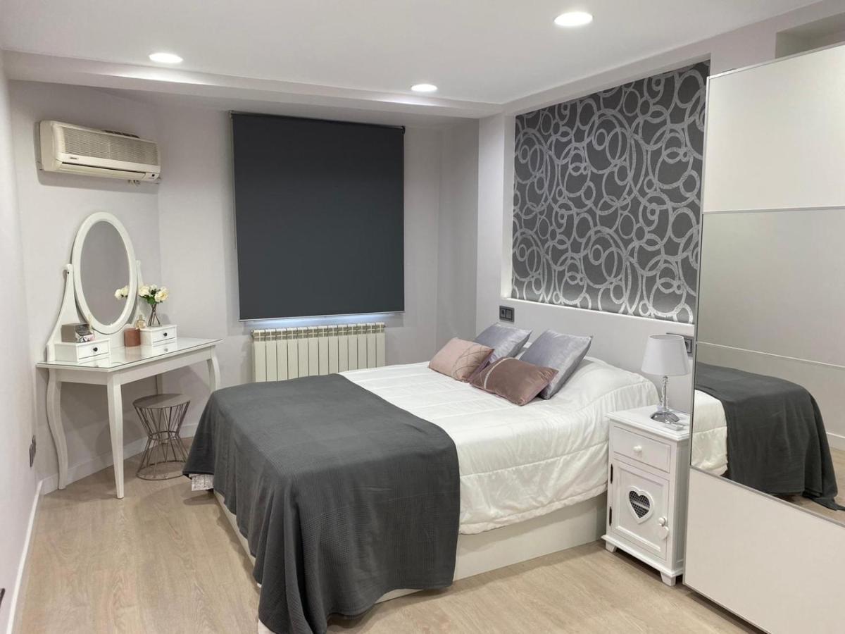 Casa Fernandez Apartment Zaragoza Bagian luar foto